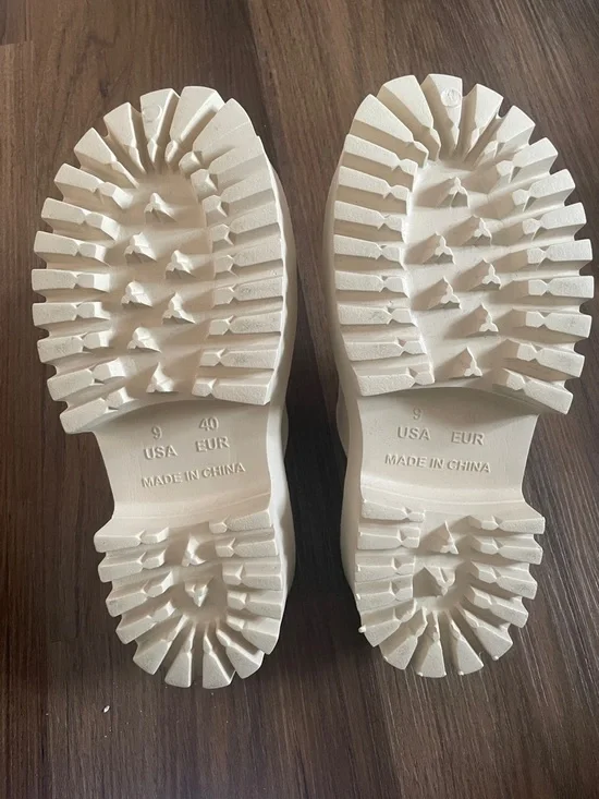 Jeffrey Campbell Cream Platform Clogs with Lug Sole - Picture 3 of 3